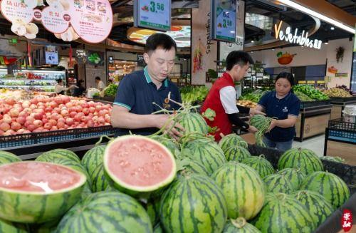 超市吃瓜季,尽享清凉美味时光